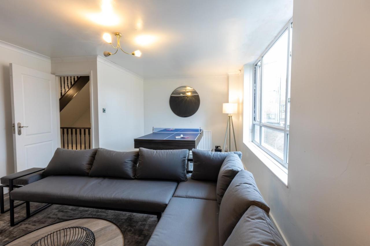 The Stratford Victoria Villa London Exteriör bild